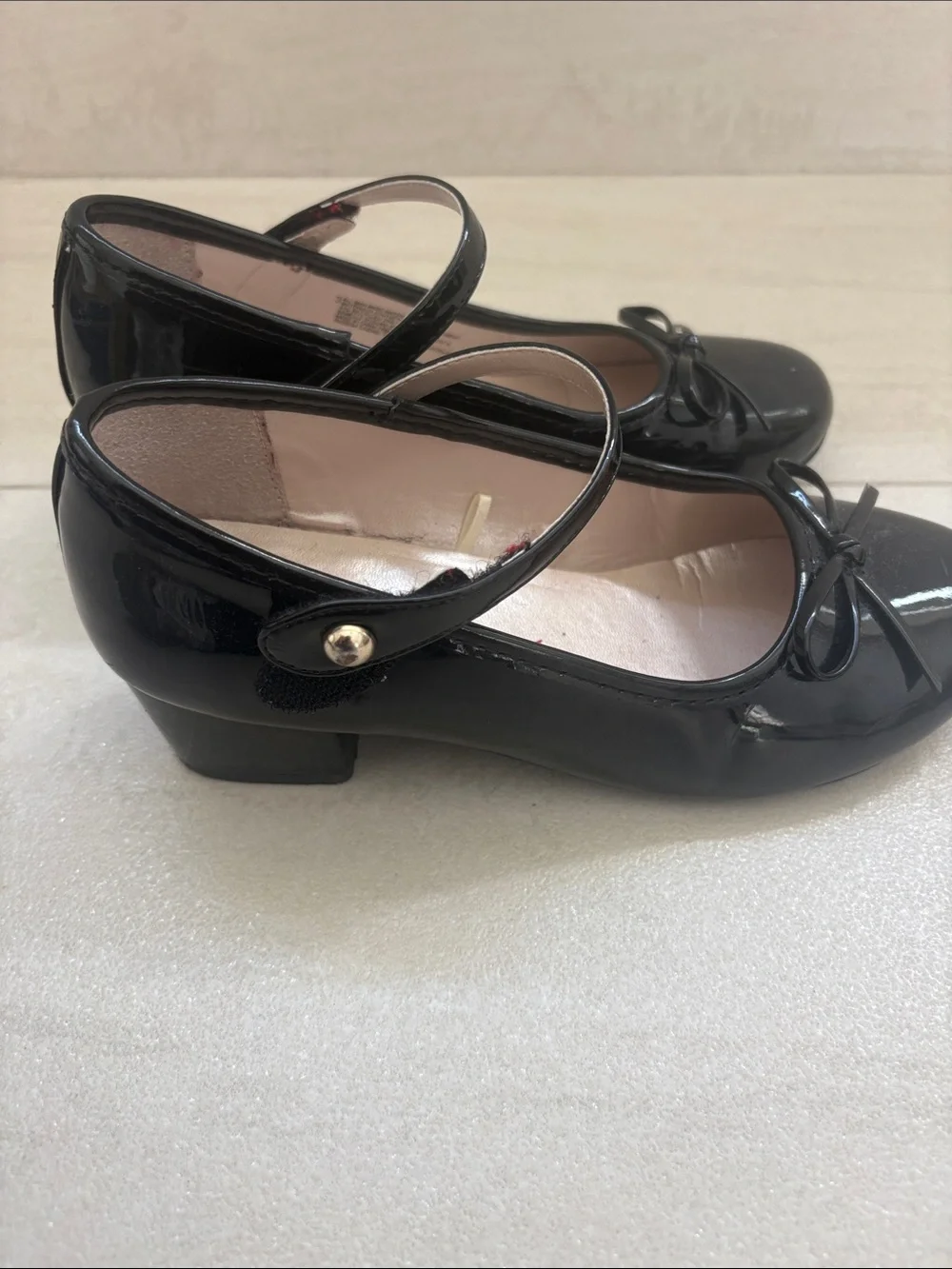 The Children's Place Black Patent Mary Jane Dress Shoes with Bow